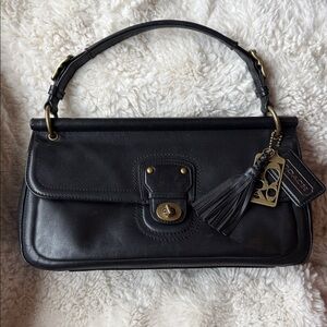 Coach Black East West Willis Re-edition